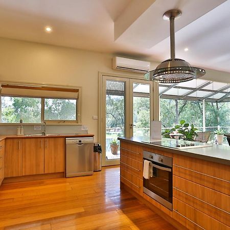 Devinegetaway Villa Eildon Bagian luar foto
