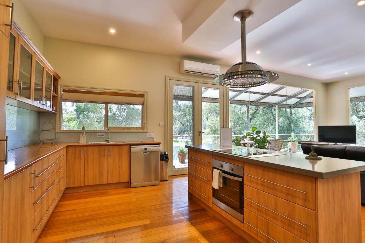 Devinegetaway Villa Eildon Bagian luar foto